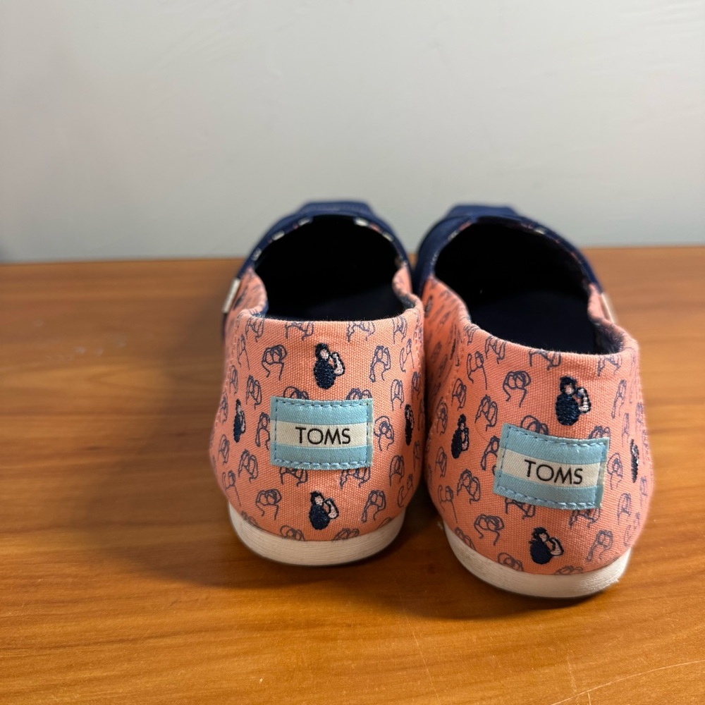 Toms x‎ Meuf Paris Rights “Walk To Equality” Canvas Slip on Alpargata Flat 10 - Picture 4 of 9